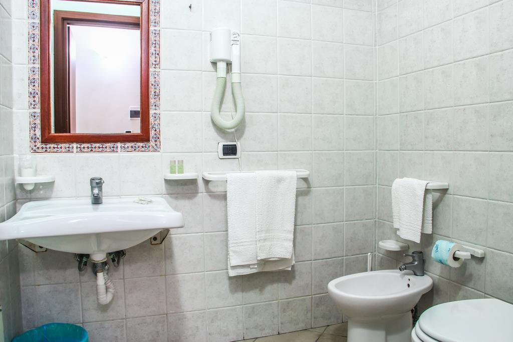 Lampedusa Hotel Ruang foto